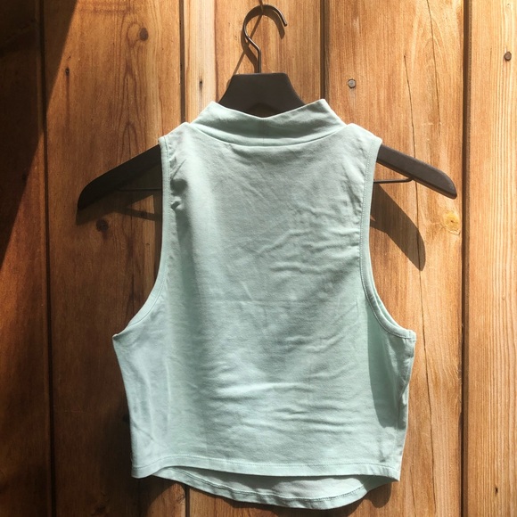 Wet Seal| Set of Two Muscle Tees - Picture 4 of 4